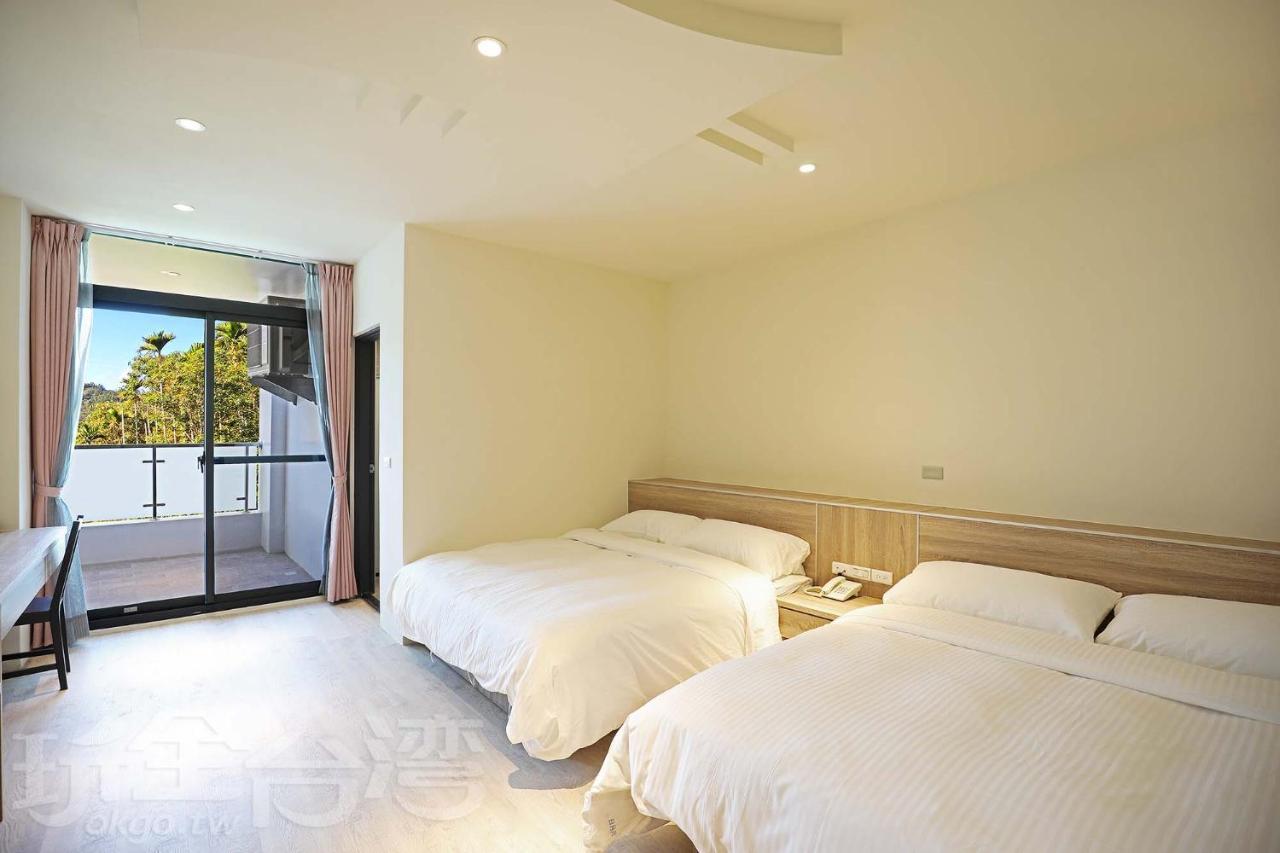 Riyuewan Homestay Yuchi Esterno foto