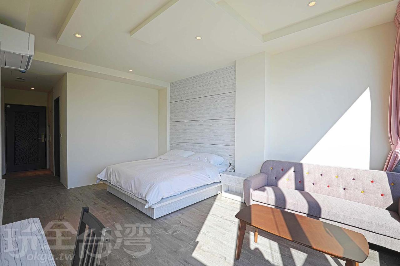 Riyuewan Homestay Yuchi Esterno foto